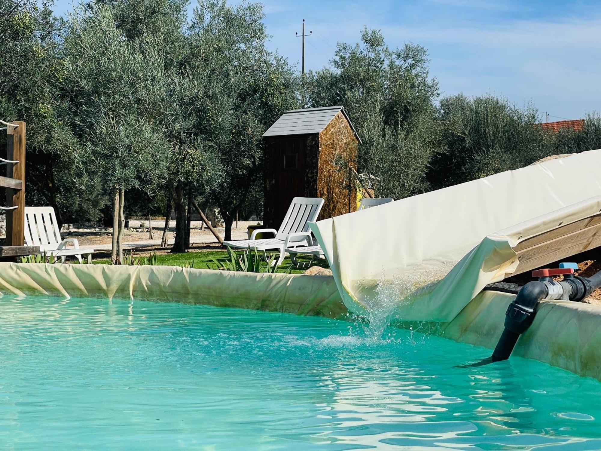 The Gold Pod, Relax And Enjoy On A Glamping House Guest House Corredoura Exterior photo