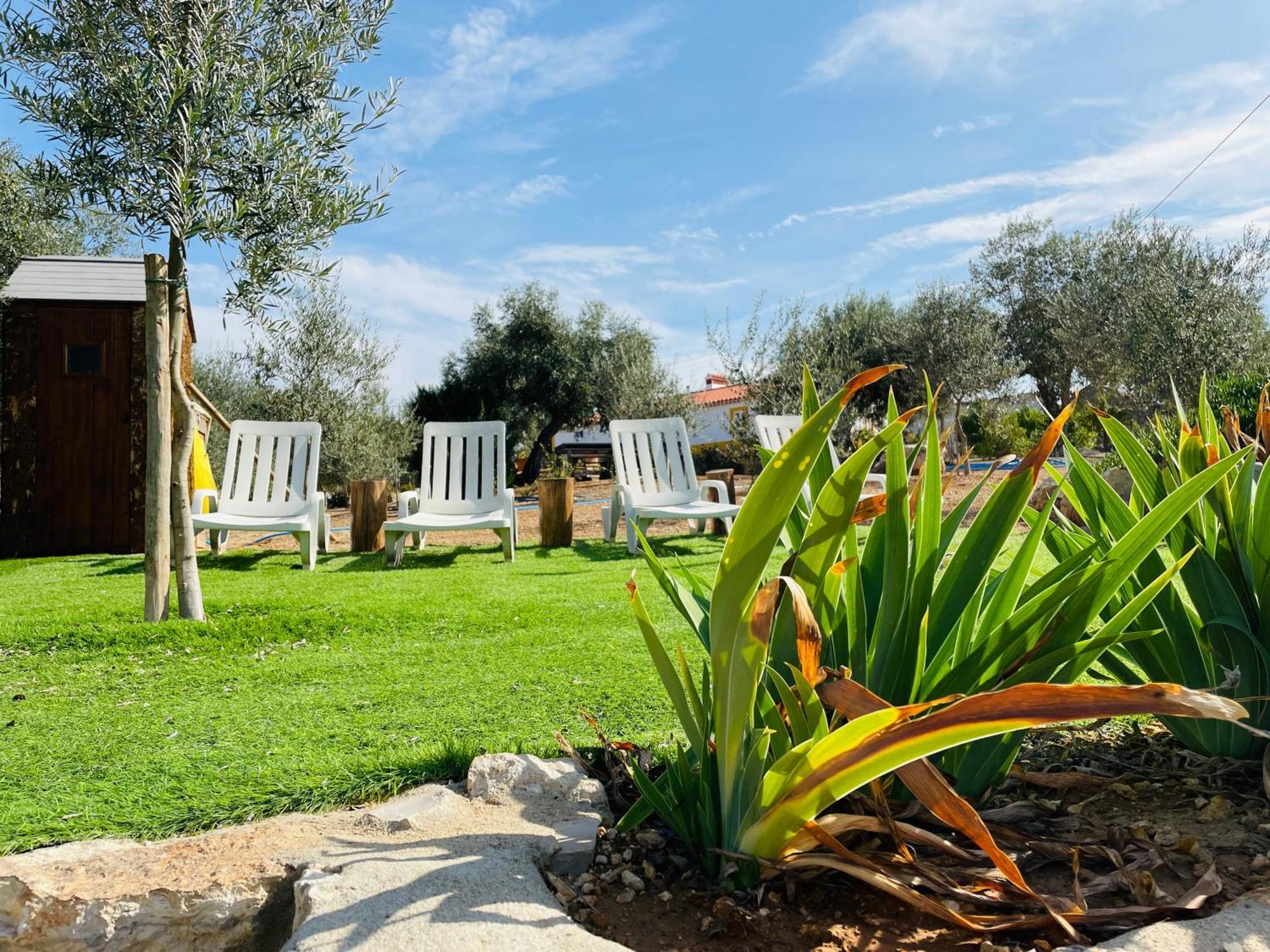 The Gold Pod, Relax And Enjoy On A Glamping House Guest House Corredoura Exterior photo